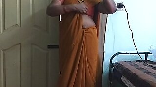 big boobs press of mallu aunty