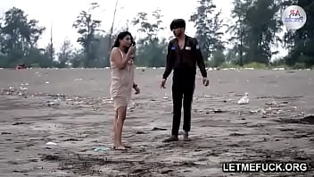thai girl fucked roughly by a swede man
