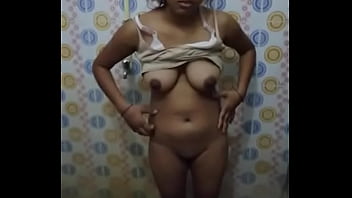 indian girls removing saree blouse showing beautyful boobs