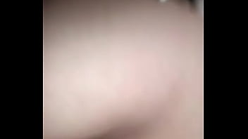 arab chick flaunts her big ass on webcam