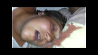 venezolana bejumera de 15 a iros tirando en la cama de sus padres