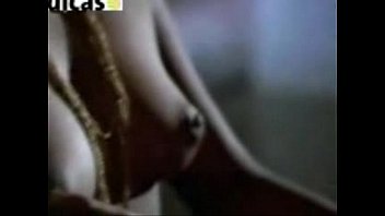 indian actress shamita shetty hot kiss scene