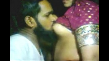indian aunties fucked by foreigner in goa beach