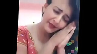 bhabhi chooche doodh piya