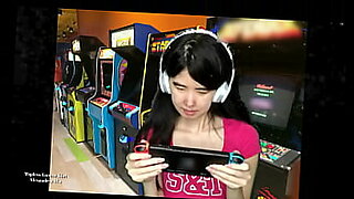 cute gamer girl fucked