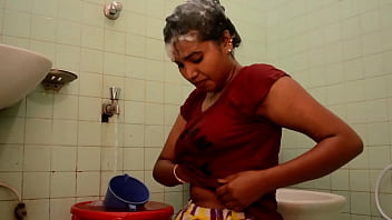 hansikaa bathroom sex videos