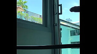 window spy voyeur hidden cam10
