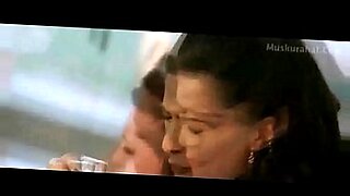 indian actress shamita shetty hot kiss scene