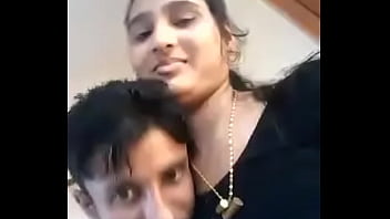 indian smart aunty and young boy saree sex