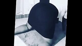 big dick on bedroom destroyed pussy so fast
