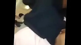 hot sexy black girls kiss