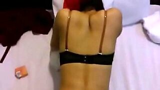 indiancollege girl boyfriend honeyoon sex in hotel