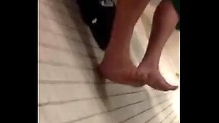 guy hand and leg cuffs girls cums videos