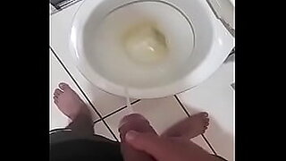 hardcore sex on the toilet