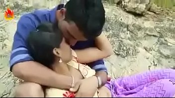 kissing video hd pressing her boobs aus