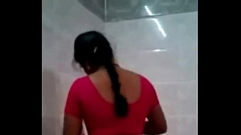 indian chut ki rani ka nikala pani