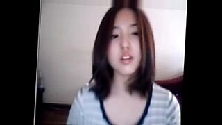 korean girl playing pussy