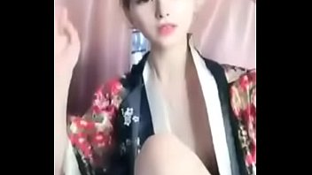 cute girl tits webcam