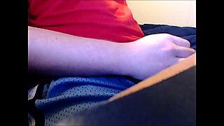 husband jerking off while watching wife eat pussy