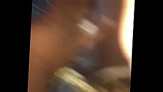 girl inserts water hose in asshole til she bursts