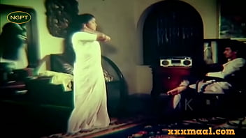 indian maa saree removing blouse removing bata capchar