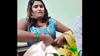 indian mom seduce boy saree sex pic