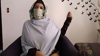 arab hijab big woman
