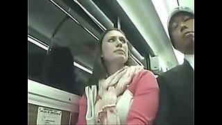 italian woman gets fuck in the train
